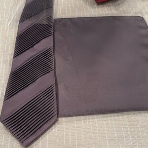 Elegant brown Tie and Pocket Square Set